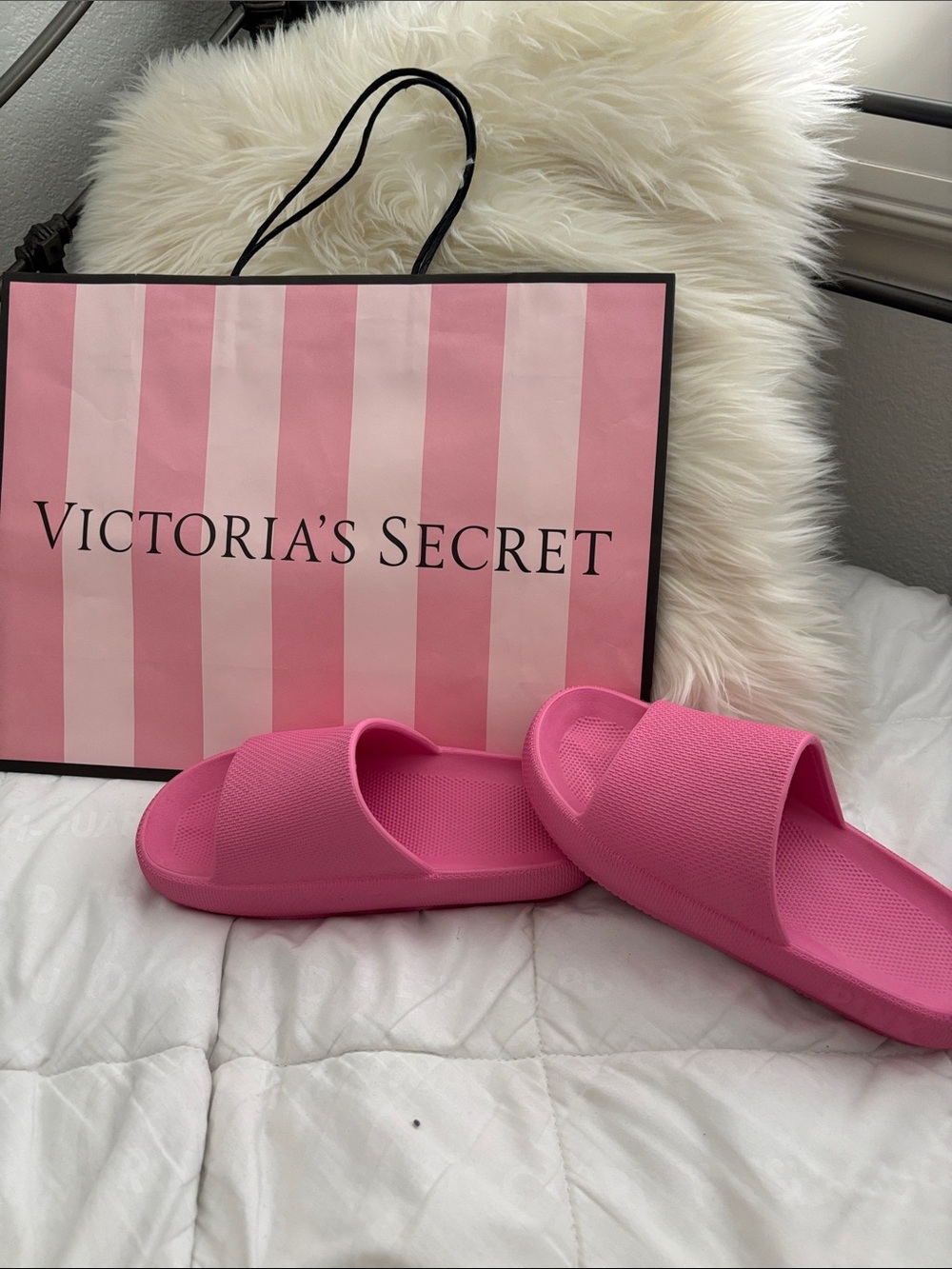 Victoria's Secret Pink Slide Sandals - Vibrant Bubblegum Pink